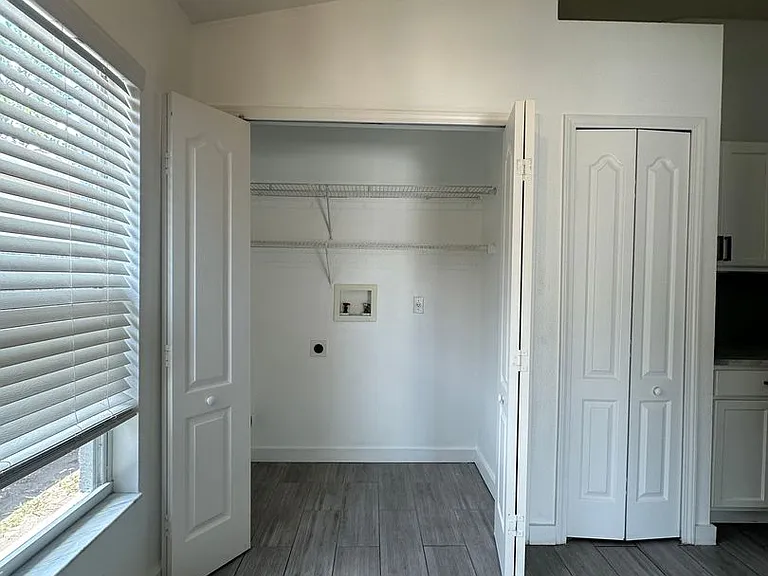 10421 Paragon Pl — Photo 13