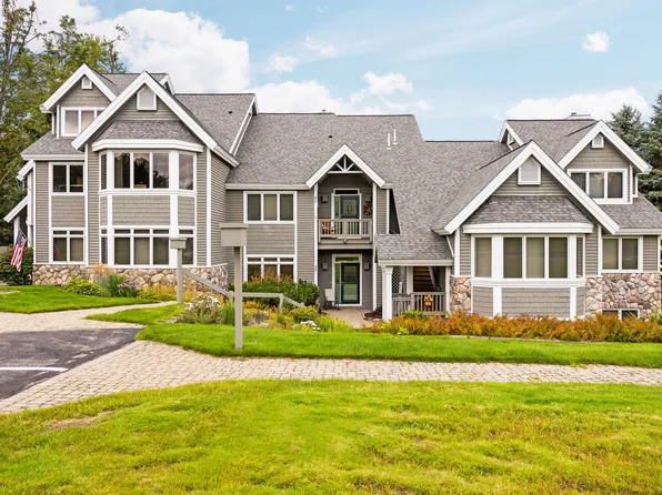 4686 Fazio Dr, Gaylord, MI 49735