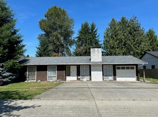 19435 Park Rd, Pitt Meadows, BC V3Y 1C8
