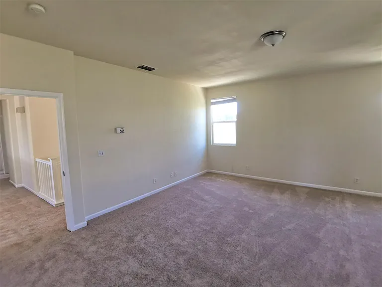 10413 Bunker Ln — Photo 17