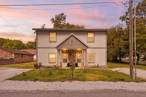 1003 Orchard St Photo 1