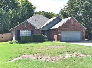 3121 W Elgin St, Broken Arrow, OK 74012