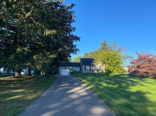 167 Shunpike Rd, Cromwell, CT 06416