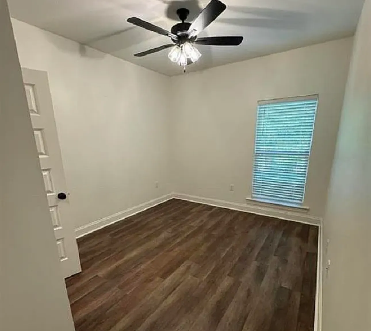 2 bed, 1000 sqft, $1,400 — Photo 4