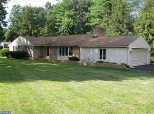 4123 Fields Dr, Lafayette Hill, PA 19444