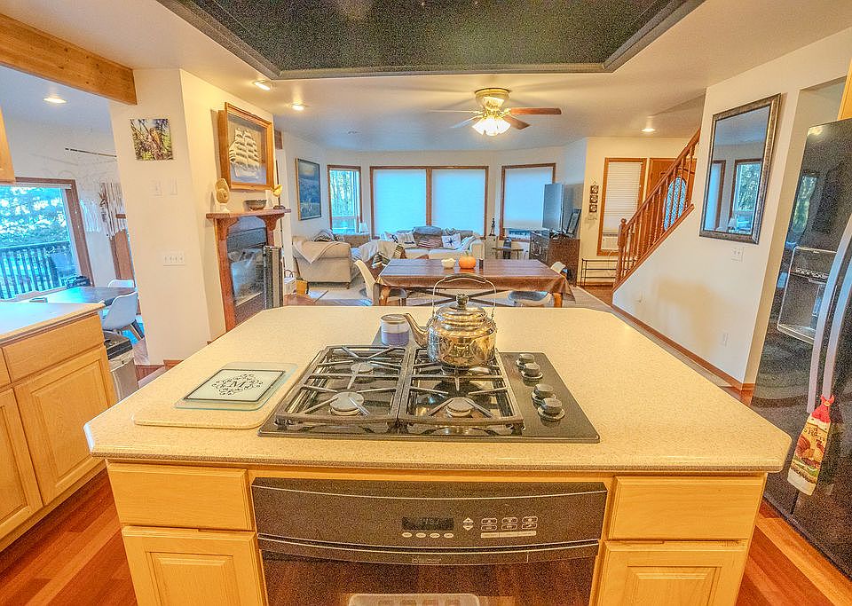 Gas cooktop