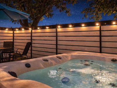 335 W Burbank St, Fredericksburg, TX, 78624
