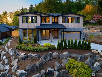 10316 NE 43rd Street, Kirkland, WA, 98033