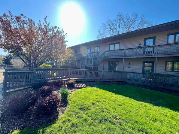1948 E Waters Edge Dr #51, Bloomington, IN 47401