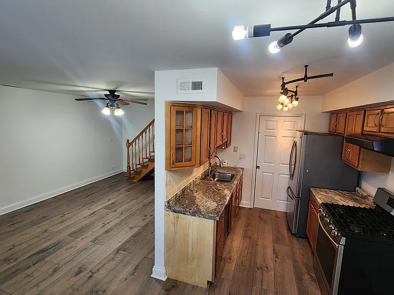 1597 Cove Dr #185-C — Photo 3