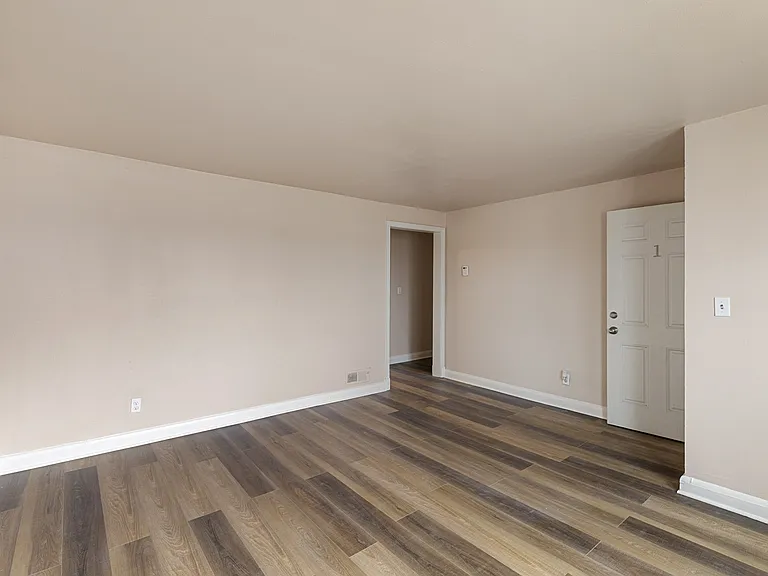 3902 Erdman Ave #1 — Photo 6