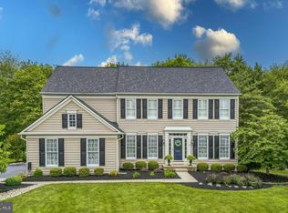 262 Running Water Ct, Maple Glen, PA 19002