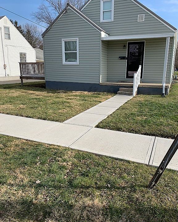 2nd image of 138 S 34th St