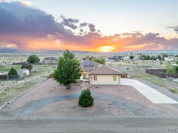 1121 N Calico Rock Ln, Pueblo West, CO 81007