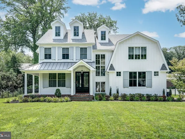410 Kings Hwy W, Haddonfield, NJ 08033