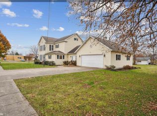 320 Park St, Donnellson, IA 52625