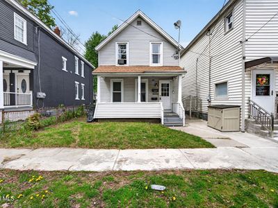 1325 6th Avenue, Schenectady, NY, 12303