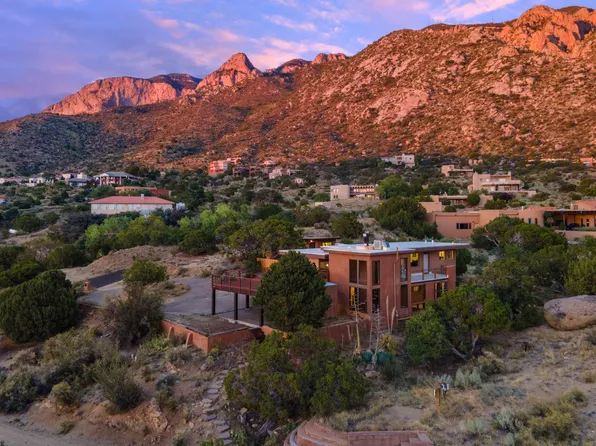 3 Tierra Monte St NE, Albuquerque, NM 87122