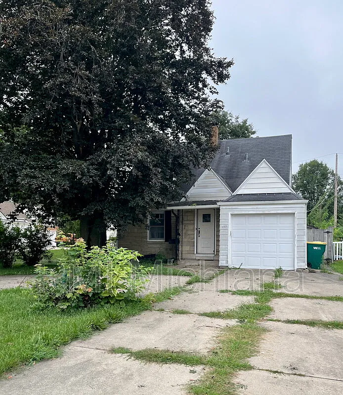 2 bed, 1.5 bath, $1,400 — Photo 2