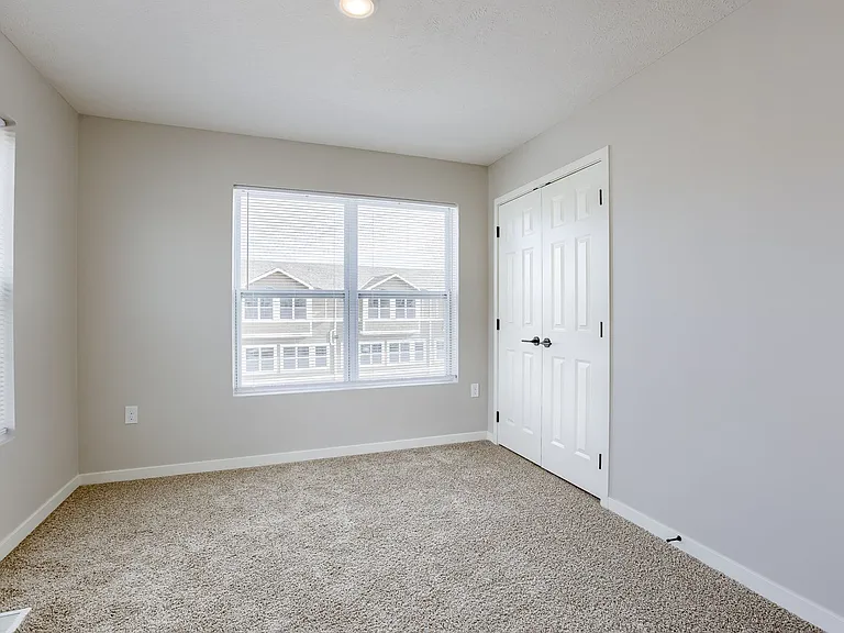 20874 T Ct — Photo 18