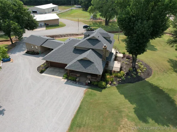 1001 9th St, Pawnee, OK 74058