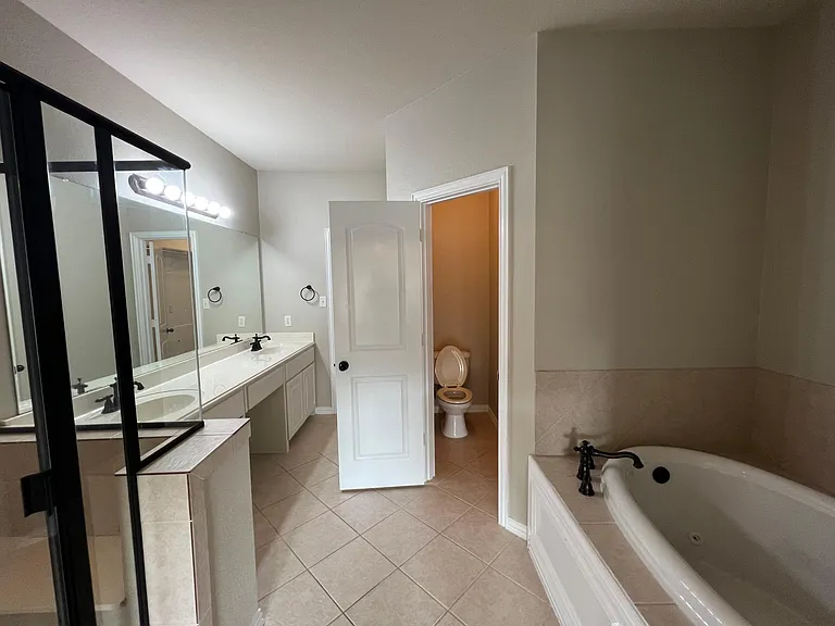 2500 Rockbrook Dr #42 — Photo 46
