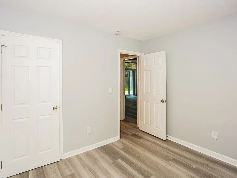 6115 Sunstone Dr — Photo 13