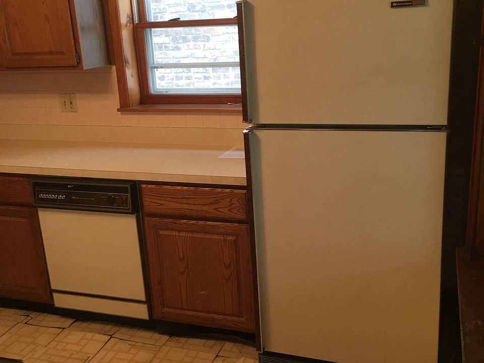 2nd image of 1826 Euclid Ave