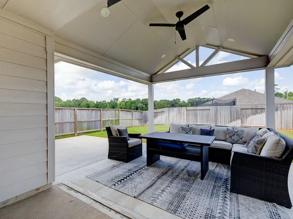 40455 Garden Heights Ln, Magnolia, TX 77354