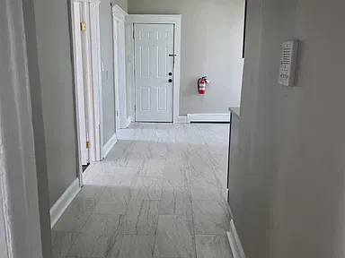 601 Grove #2 — photo 3 of 4