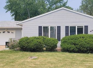 3208 W 65th St, Davenport, IA 52806