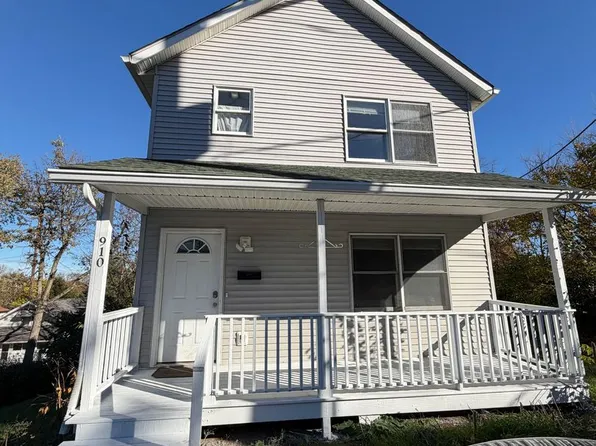 910 N Rogers St, Bloomington, IN 47404