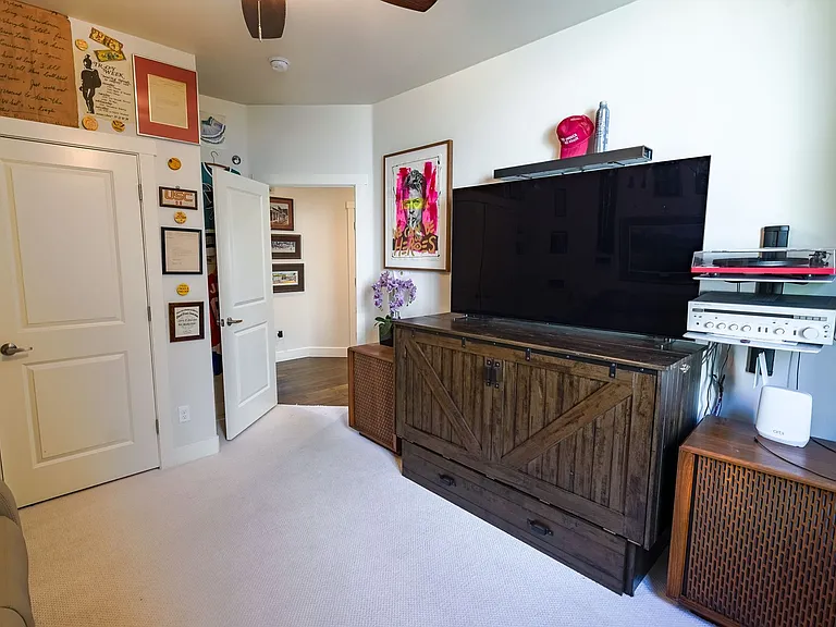 1359 W Shinnecock Cir — Photo 30