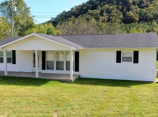 929 Campbell Dr, Sneedville, TN 37869