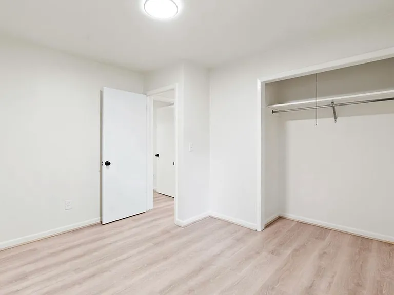3709 Evergreen Ln — Photo 10