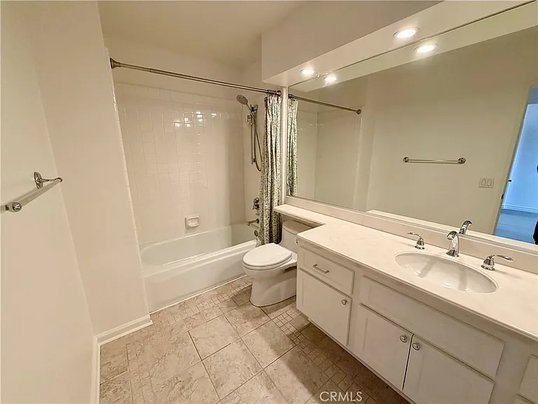10 Wickland — Photo 28
