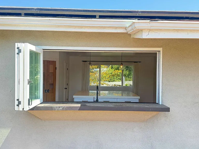 1401 Forest Ave — Photo 31