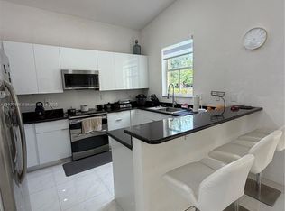 2330 SW 132nd Ave #2330, Hollywood, FL 33027