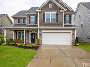 725 Laurel Spring Dr, Fuquay Varina, NC 27526