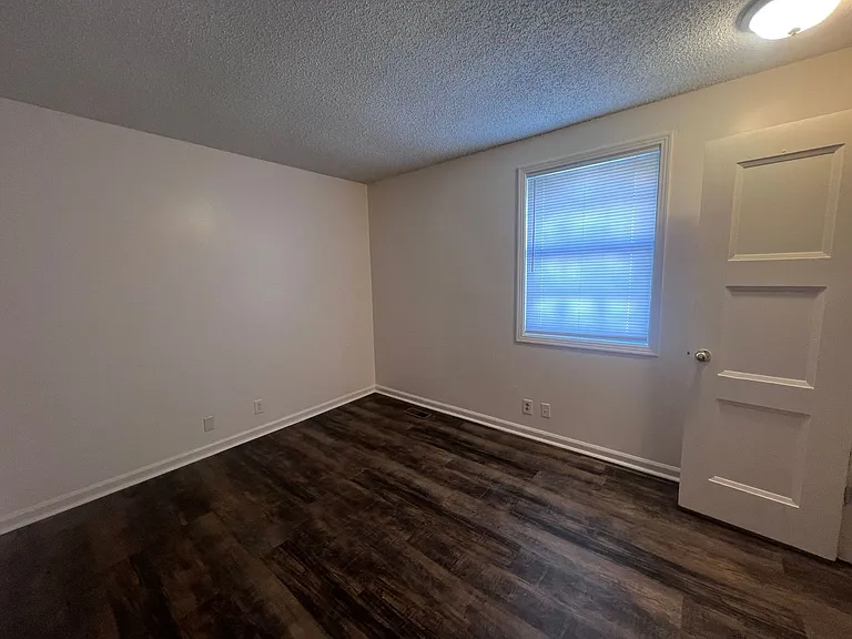 Evergreen Townhomes — Photo 22