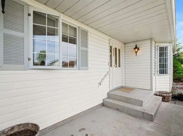 6442 Swanson St, Chilliwack, BC V2R 1R2