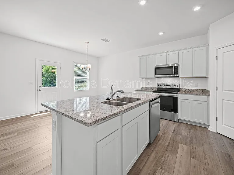 7005 Bermuda Woods Rd — Photo 10