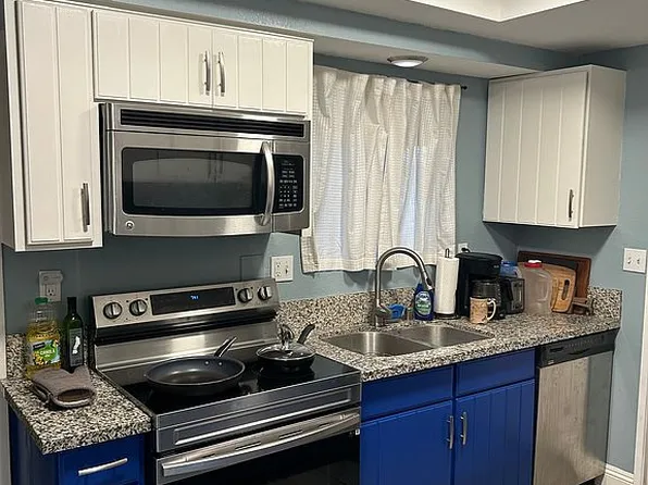 4226 Tashmont St, Las Vegas, NV 89121