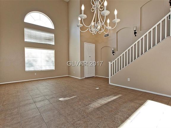 3rd image of 10772 Porter Mountain Ct
