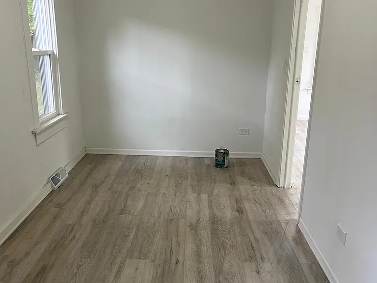 15824 Vine Ave — Photo 9