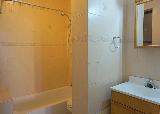 Rented by Compass | media 9