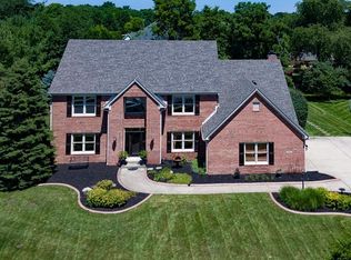 5792 Gyrfalcon Pl, Carmel, IN 46033