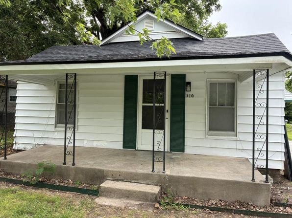 110 N Winfield Ave