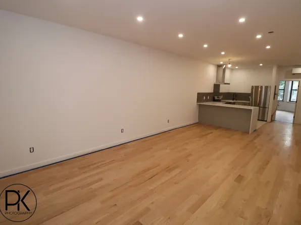 60-25 69th Avenue image 3 of 19