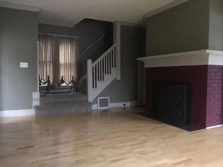 120 Waverly Pl — Photo 8